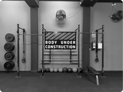 Zona de racks y material de fuerza de La Sala Fast